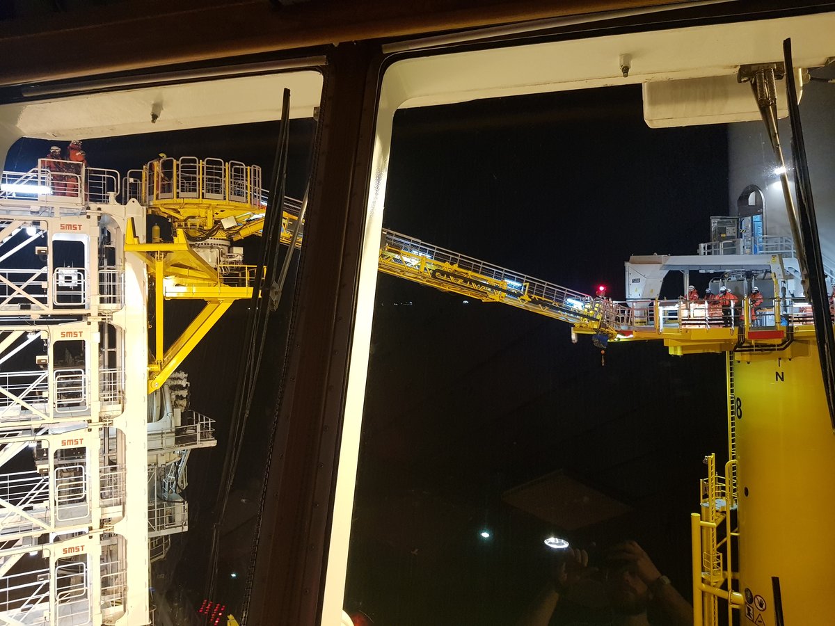 Opérations offshore de nuit — gangway SMST